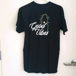 Local Motion Good Vibes men's Tee